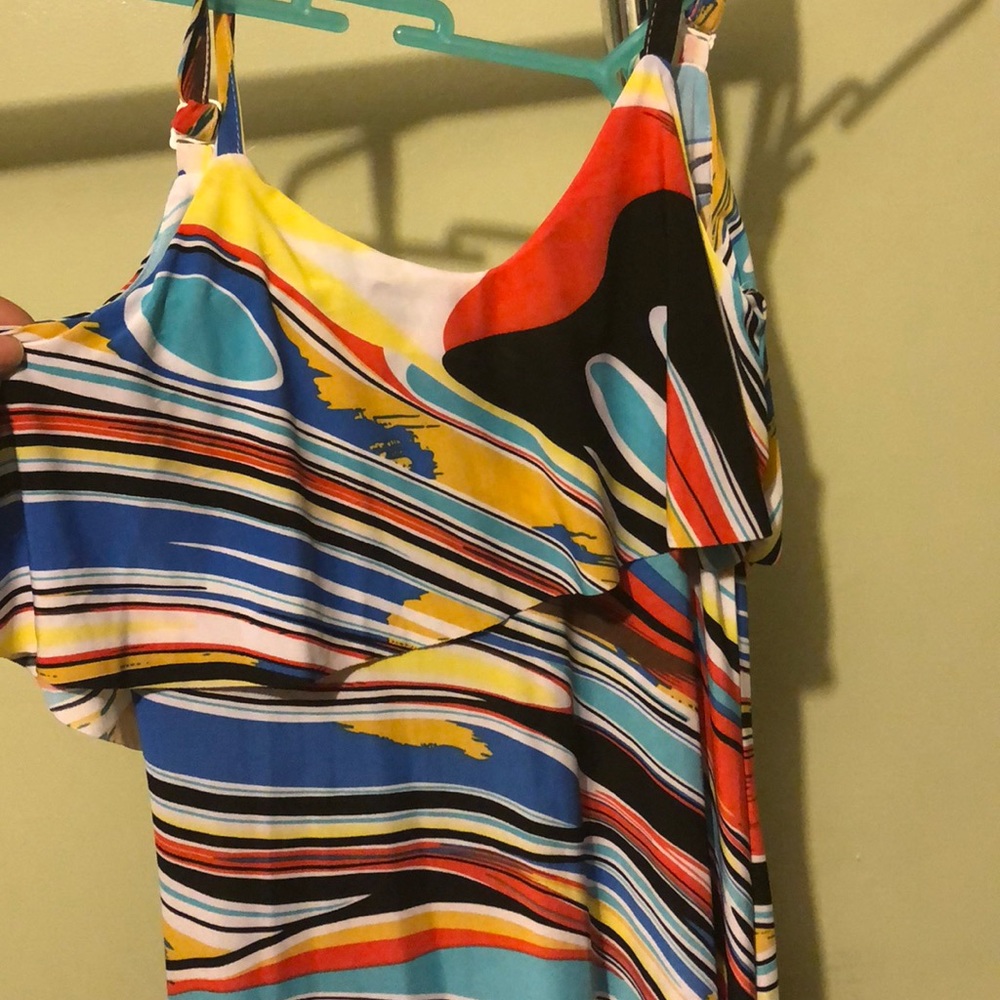 Dress - Picture 2 of 3